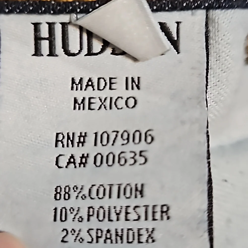 Hudson Jeans - Picture 11 of 12